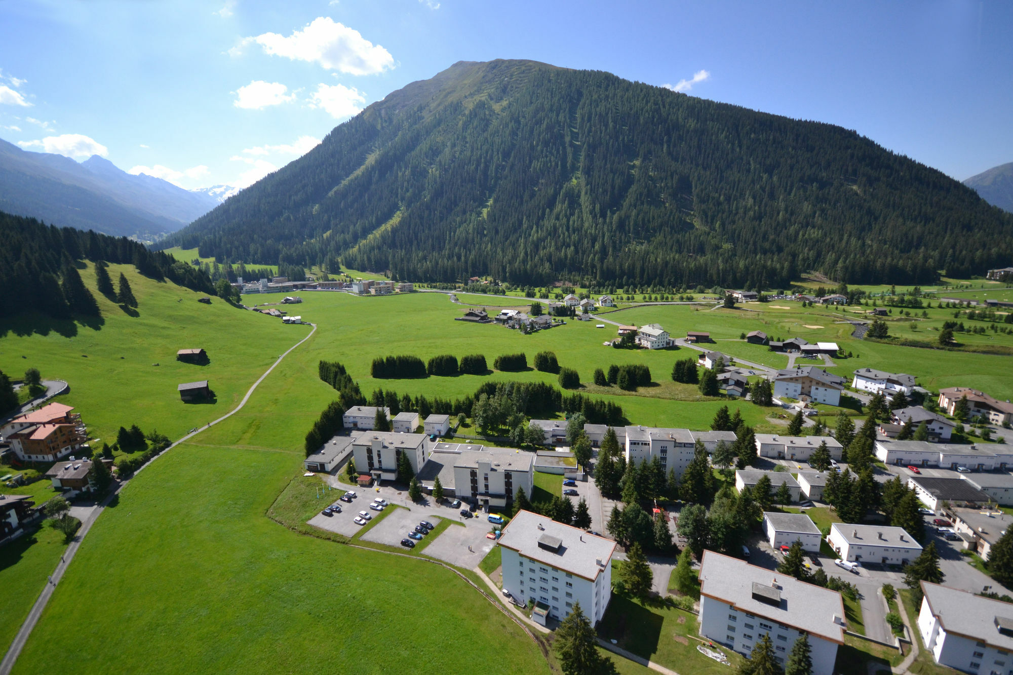 Private Holiday Homes By Solaria Davos Eksteriør bilde